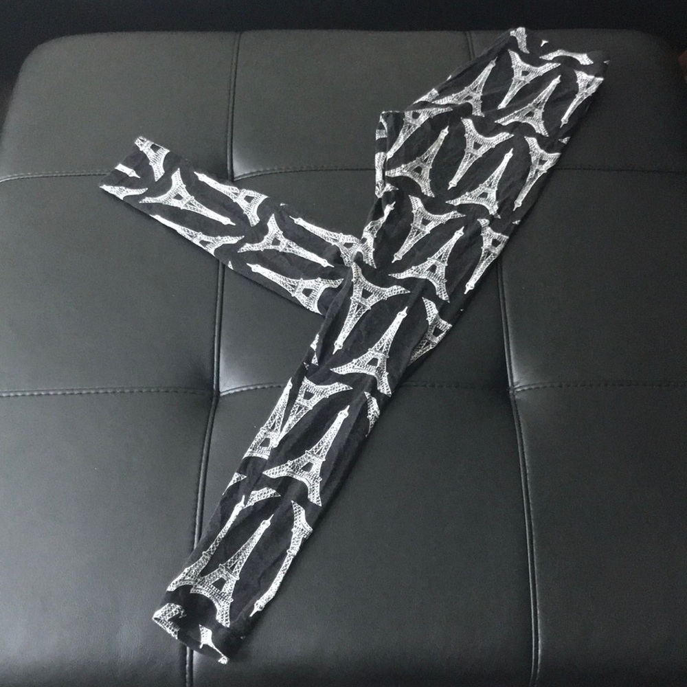 H&M Eiffel Tower print Leggings | US Size: S